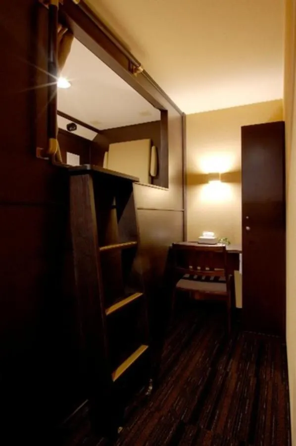 Capsule Cabin Petit Nagoya - Male Only location